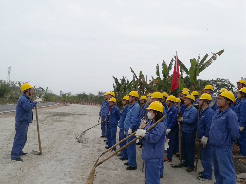 1024-機(jī)建分廠黨、政、工、團(tuán)開展建設(shè)美好家園活動。_副本.jpg